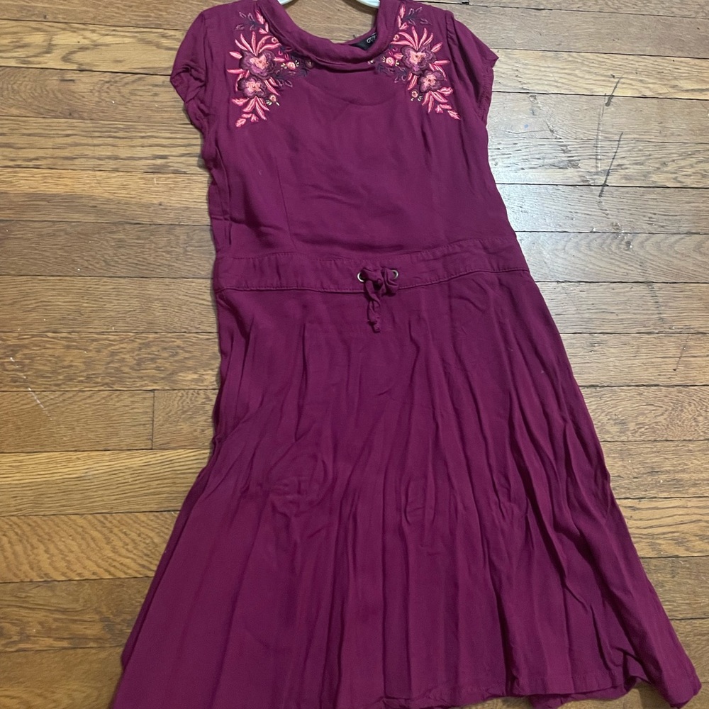 Brand: Guess